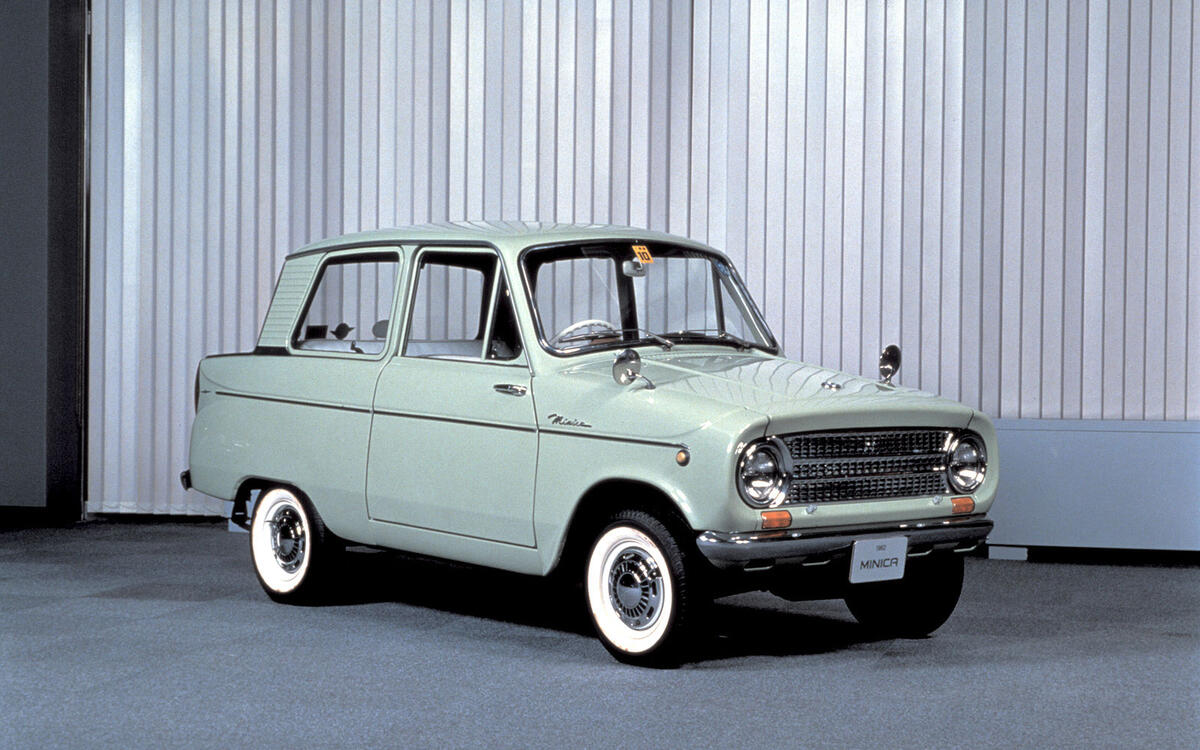 Mitsubishi Minica (1962) Mitsubishi Minica (1962)