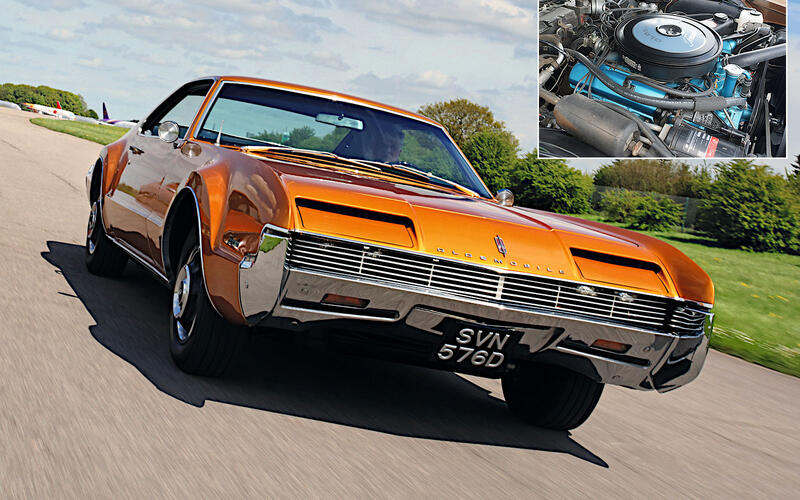 Oldsmobile Rocket: 400 horsepower (gross)