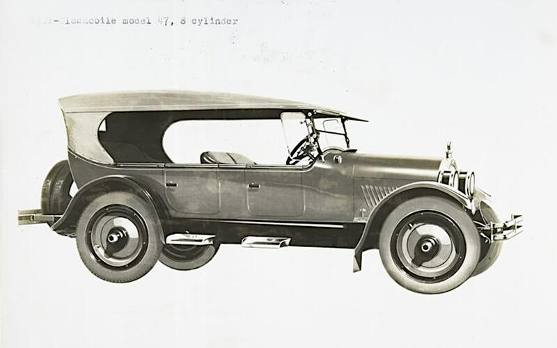 Oldsmobile Light Eight Model 47 (1921) Oldsmobile Light Eight Model 47 (1921)