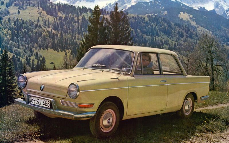 BMW 700 (1959) BMW 700 (1959)