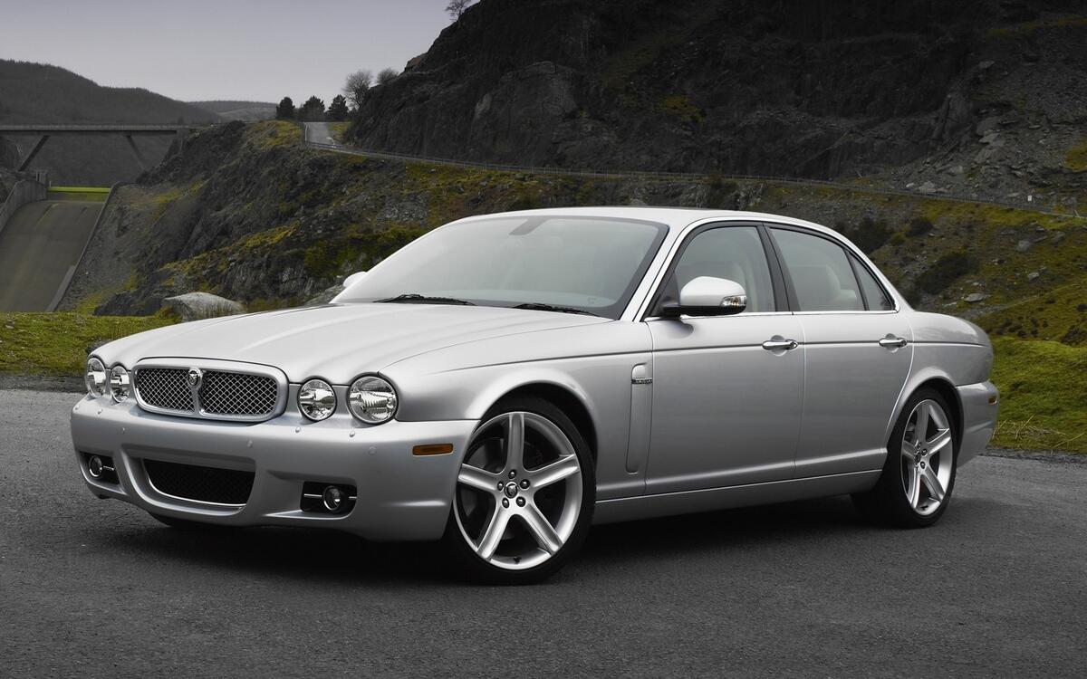 Jaguar XJ 3.0 Jaguar XJ 3.0