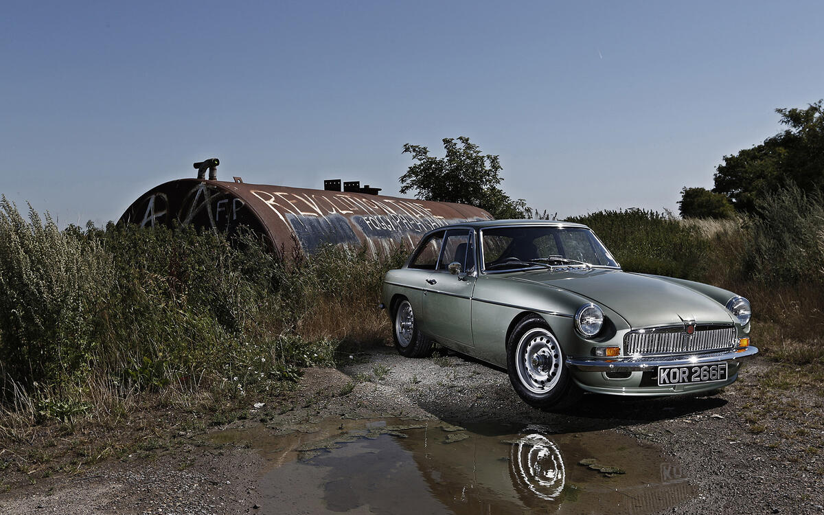 Frontline MGB Frontline MGB