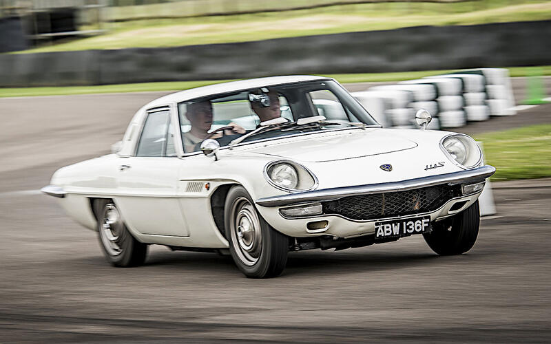 Mazda Cosmo Sport