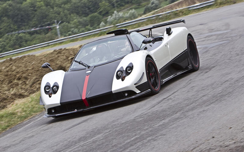 Pagani Zonda S (7.3-litres)