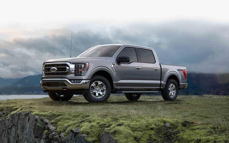 Ford Modular V8: 1990-present (32 years)