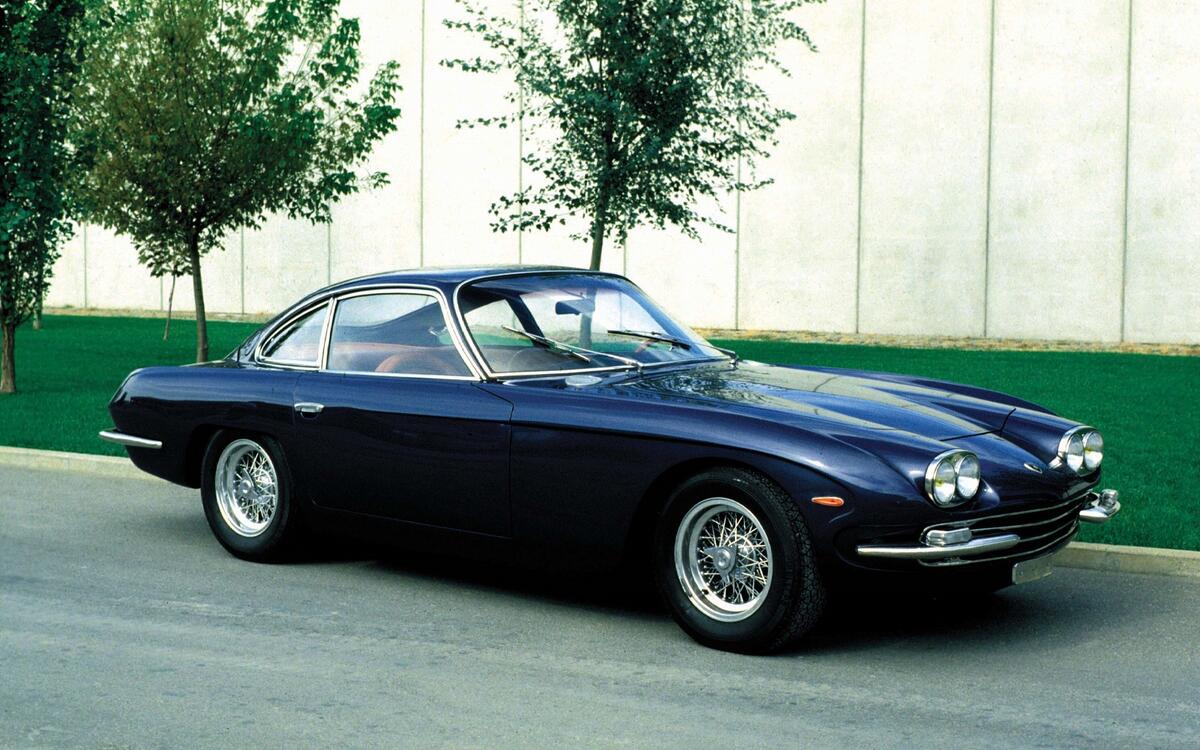 What does GT mean? Lamborghini 400 GT