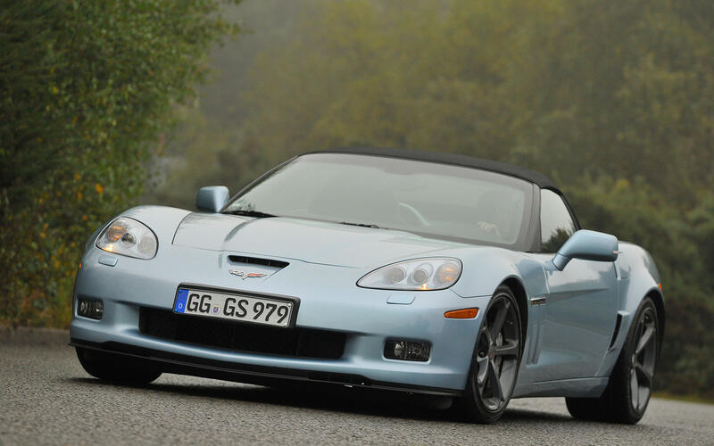 Chevrolet Corvette (£8000-£35,000) Chevrolet Corvette (£8000-£35,000)