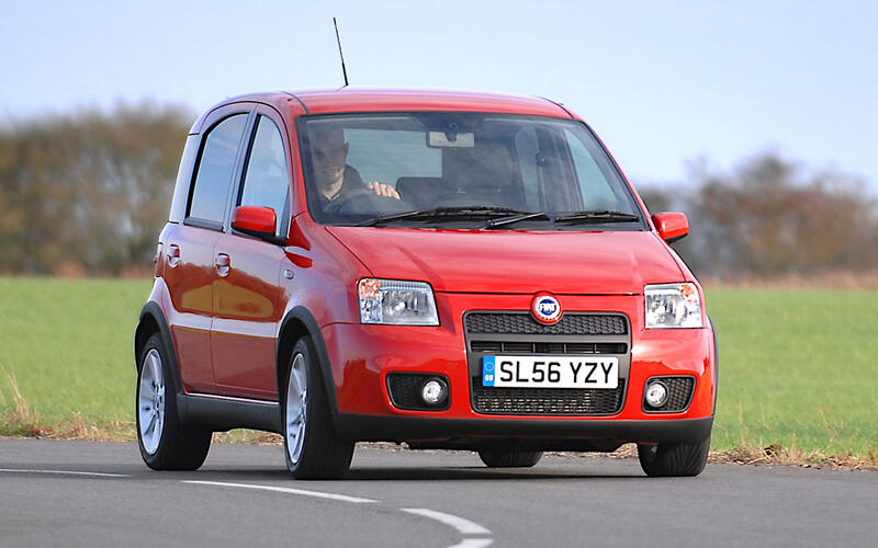 Fiat Panda 100HP: bouncy