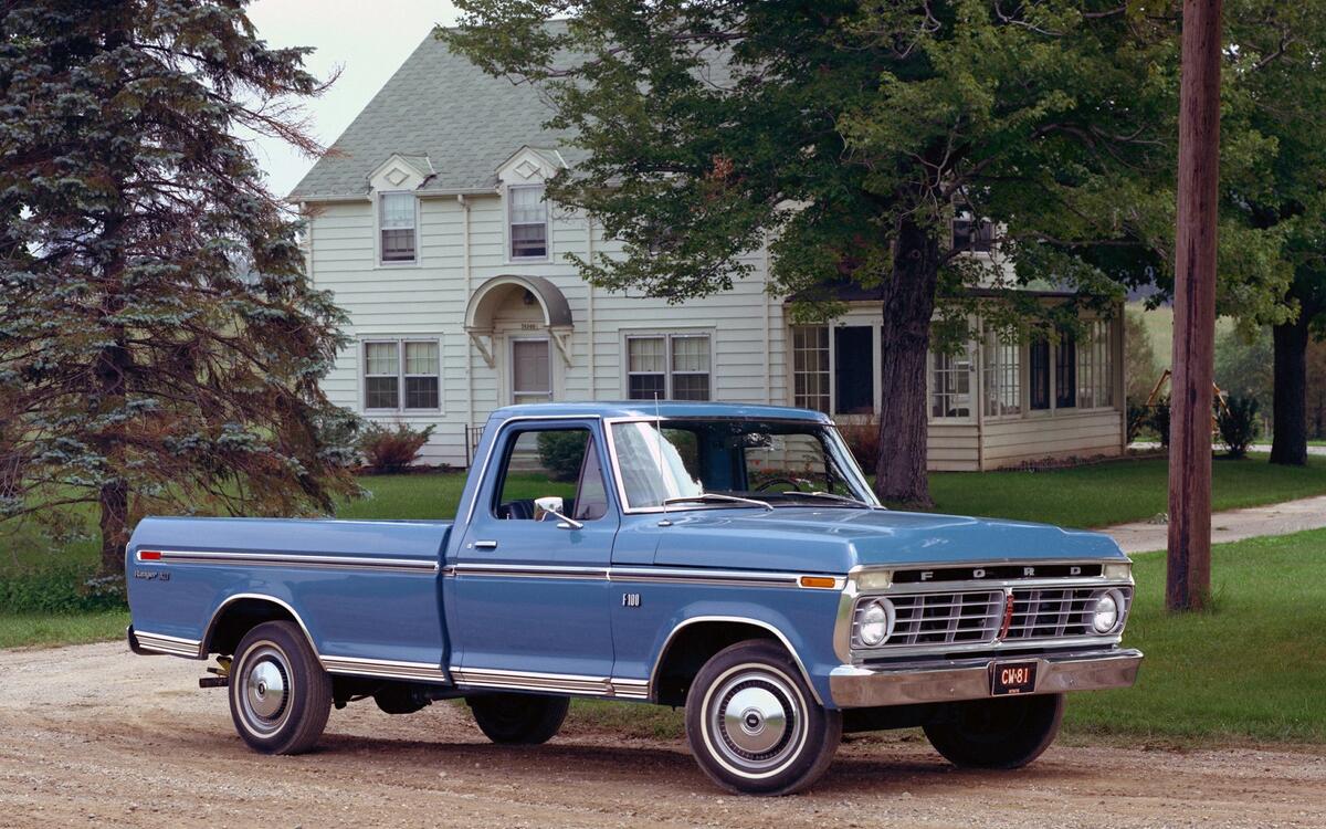The sixth-generation F-Series (1972) The sixth-generation F-Series (1972)