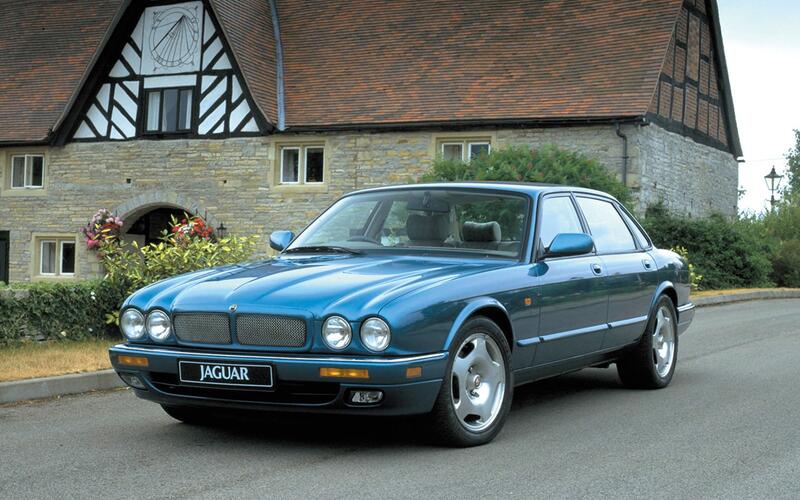 Jaguar XJR (1994)