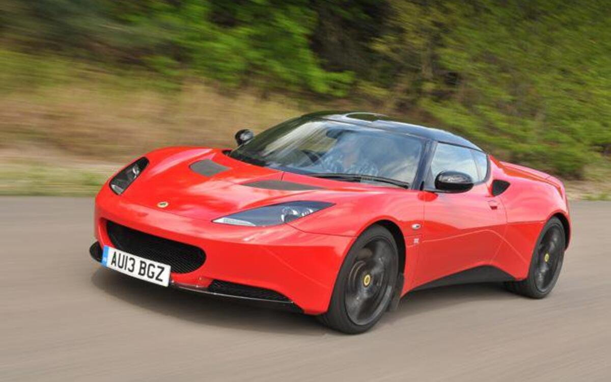 12: Lotus Evora