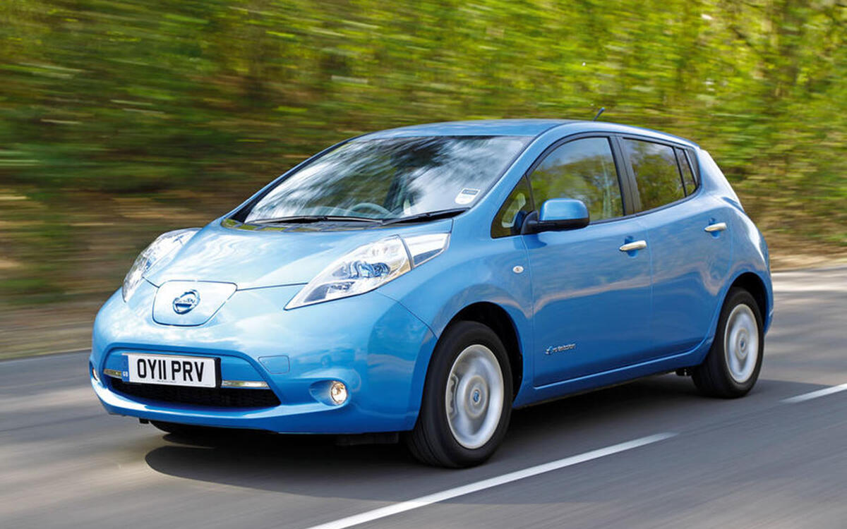 Nissan Leaf Mk1 (from £6000)