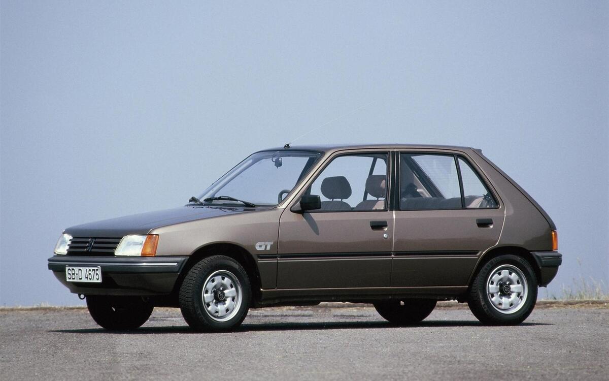 Peugeot 205 (1983) Peugeot 205 (1983)