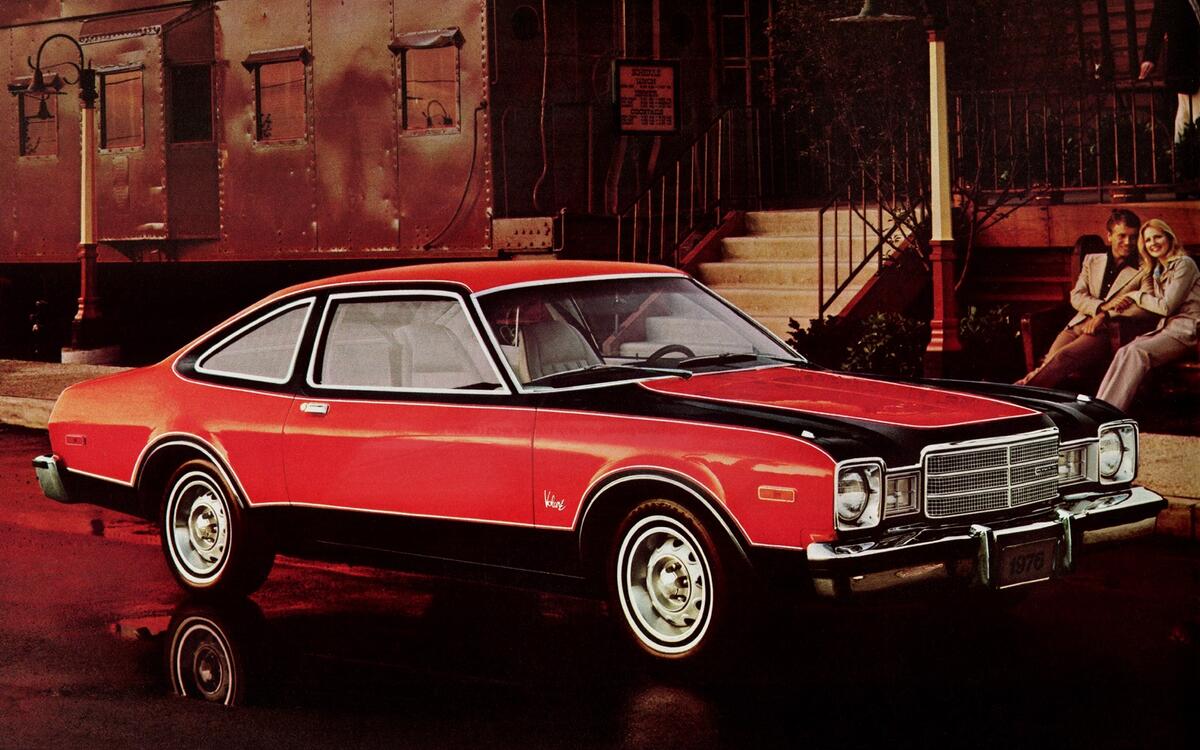 Plymouth Volare (1976) Plymouth Volare (1976)