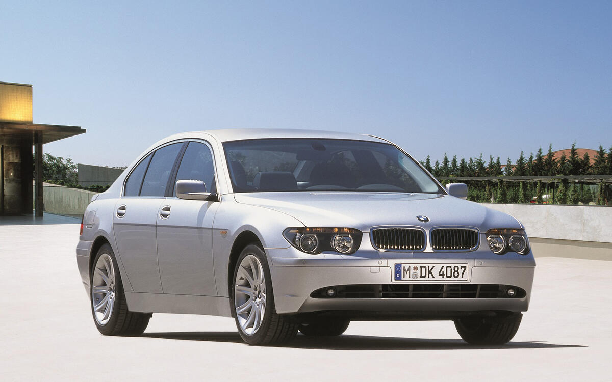 BMW 7 Series (2001)