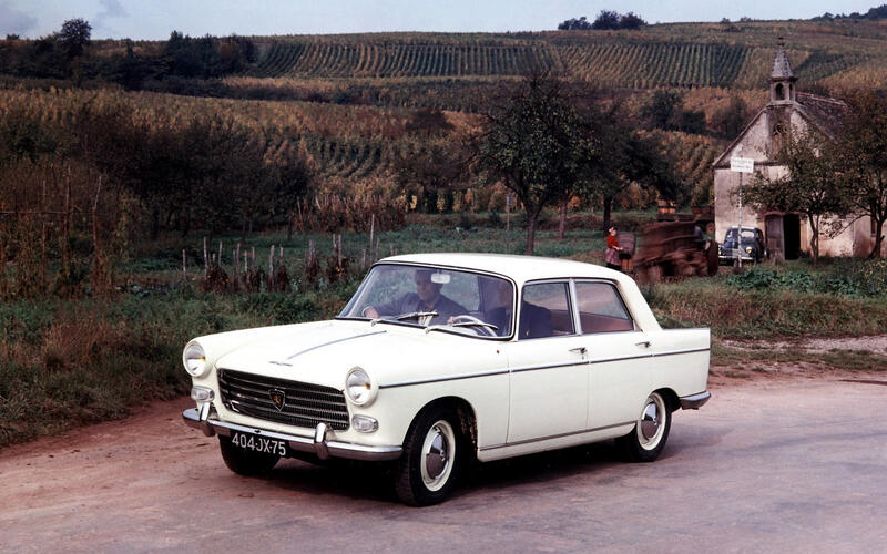 Peugeot 404 (1960-1991) – 31 YEARS