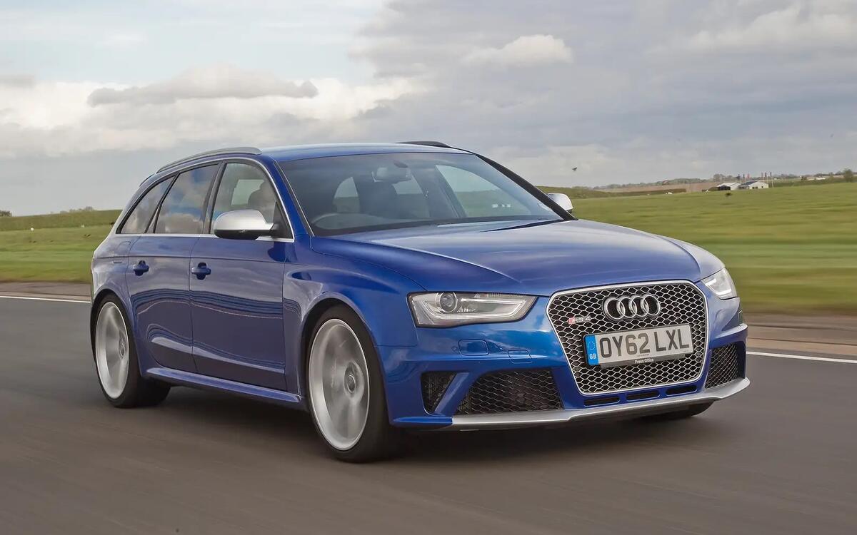 Audi RS4 B8 Audi RS4 B8