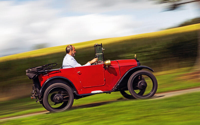 39: Austin 7
