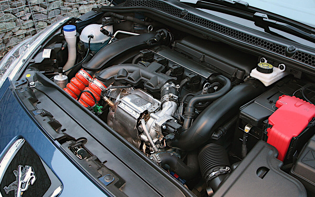 BMW / PSA Peugeot Citroen (8 awards)