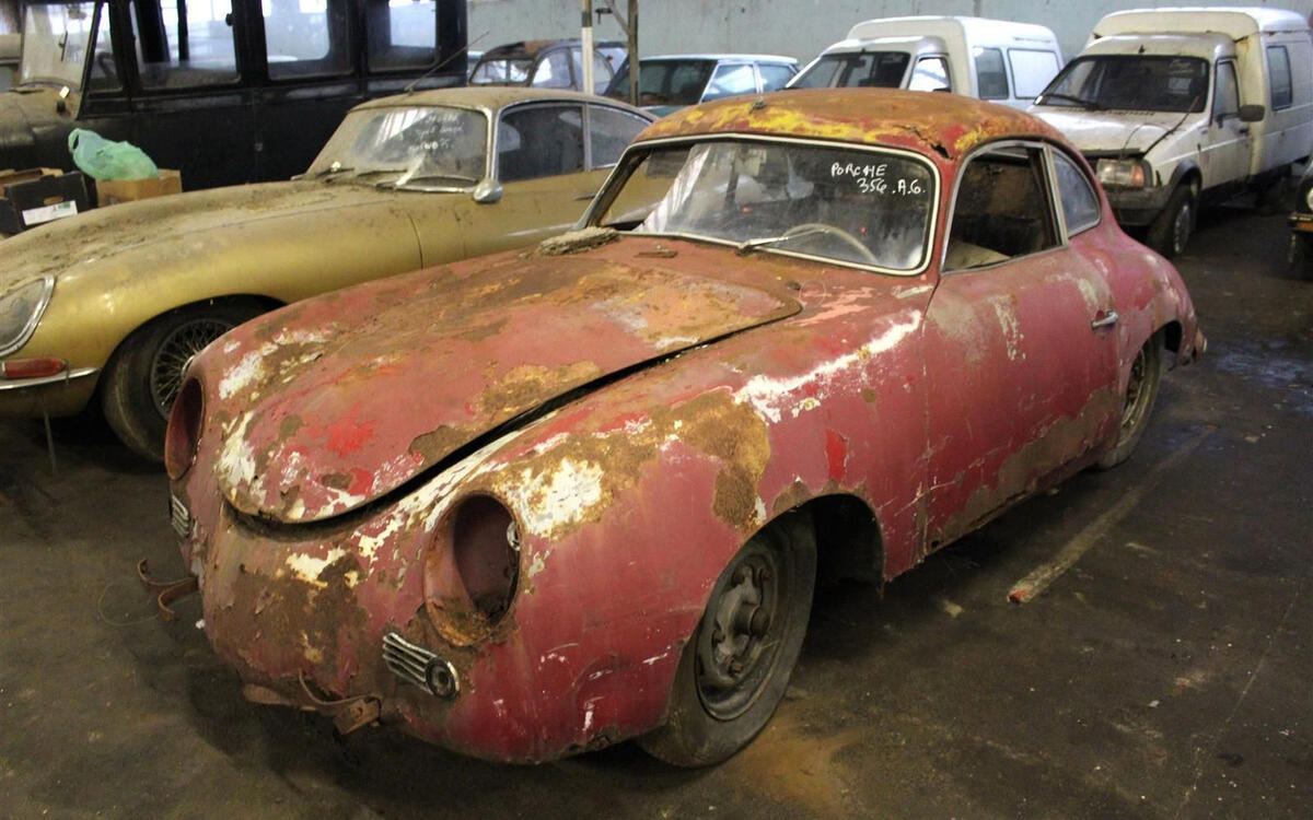 5. Huge 81-car French haul  5. Huge 81-car French haul