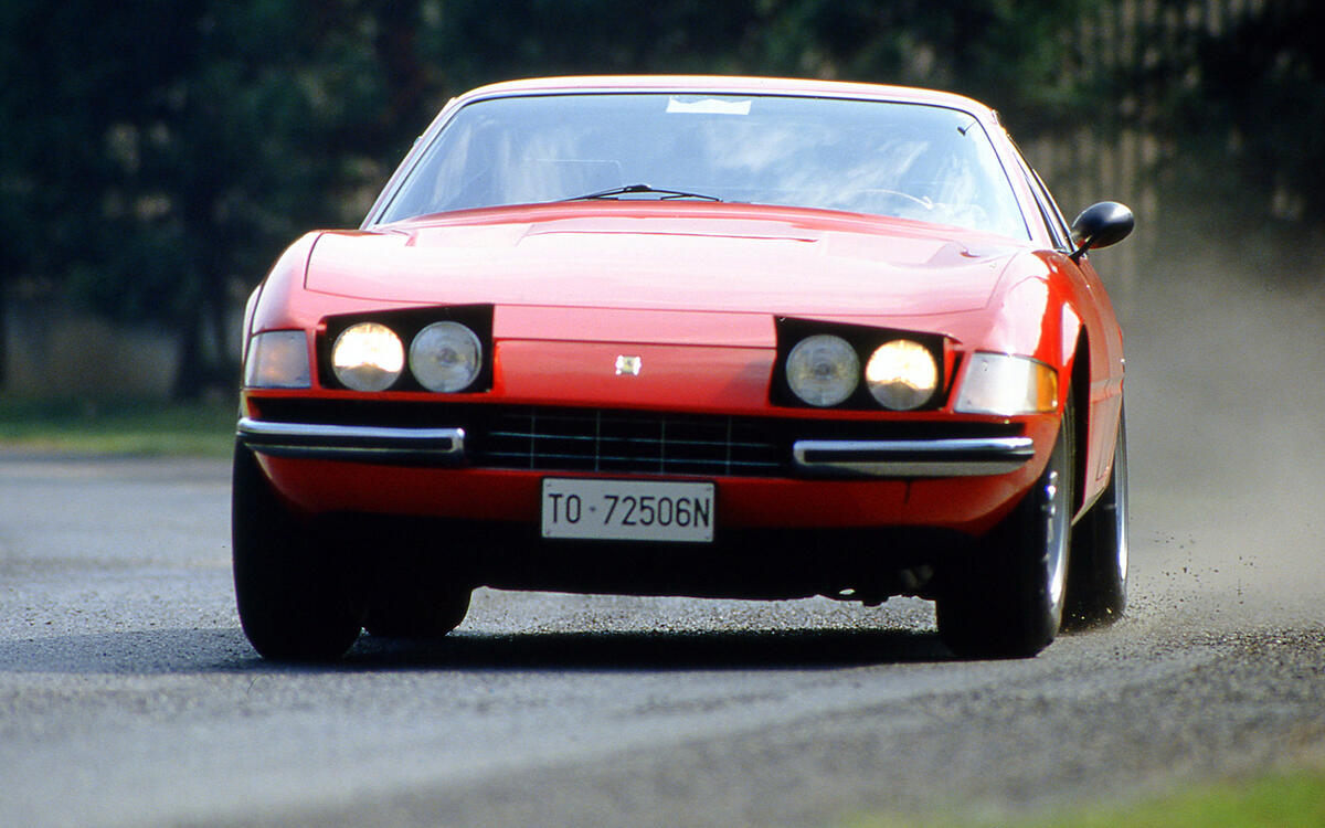 Ferrari 365 GTB/4 (1968) Ferrari 365 GTB/4 (1968)
