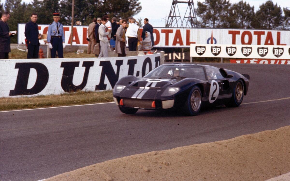 Ford GT40 (1964) Ford GT40 (1964)