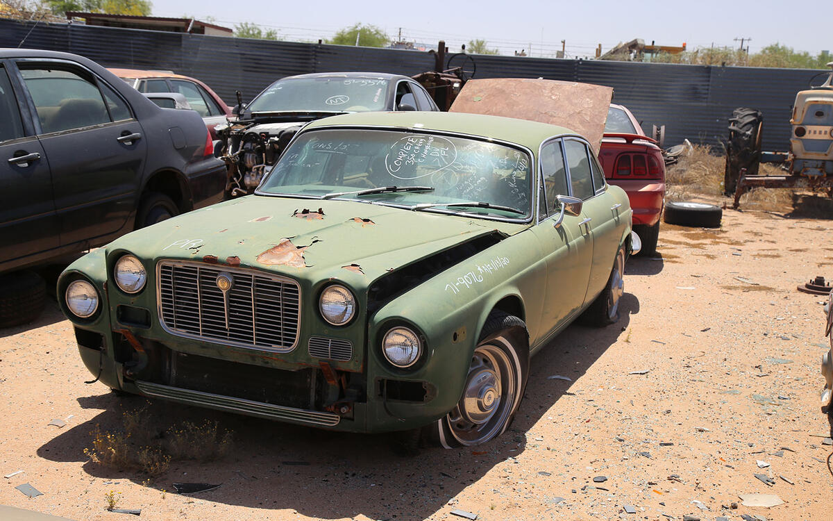 JAGUAR XJ6 - 1971 JAGUAR XJ6 - 1971