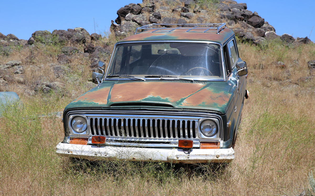 Jeep SJ 1974 Jeep SJ 1974