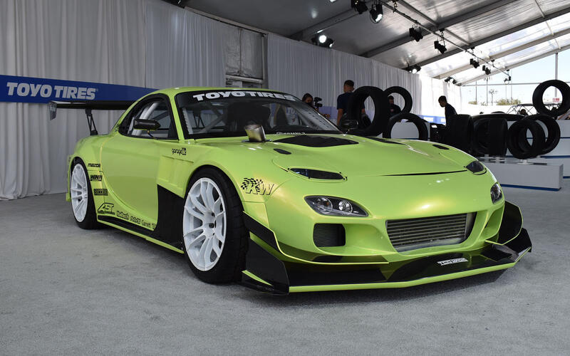 Mazda RX-7 (1994) Mazda RX-7 (1994)