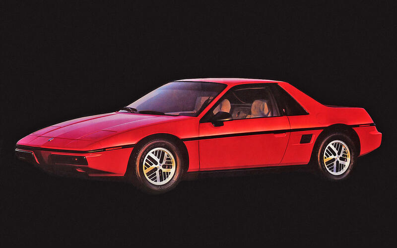 Pontiac Fiero (1984) Pontiac Fiero (1984)