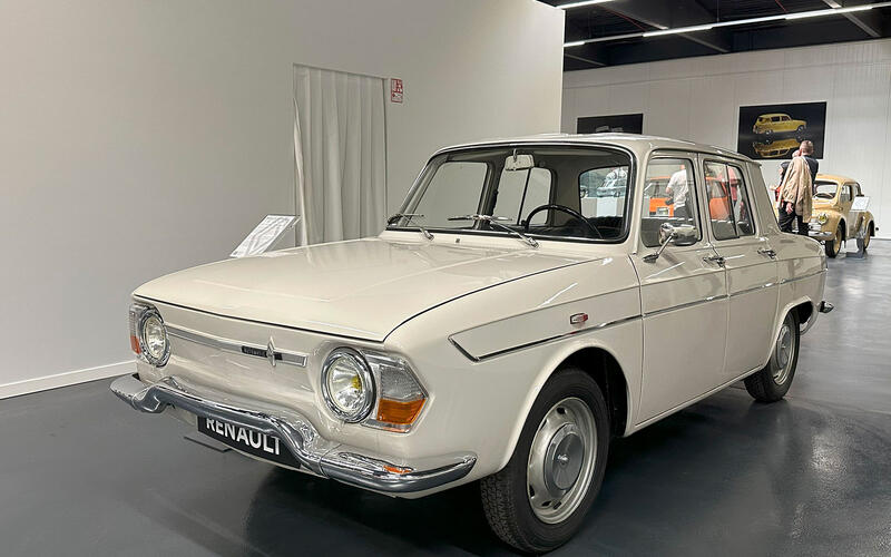 1966 R10 