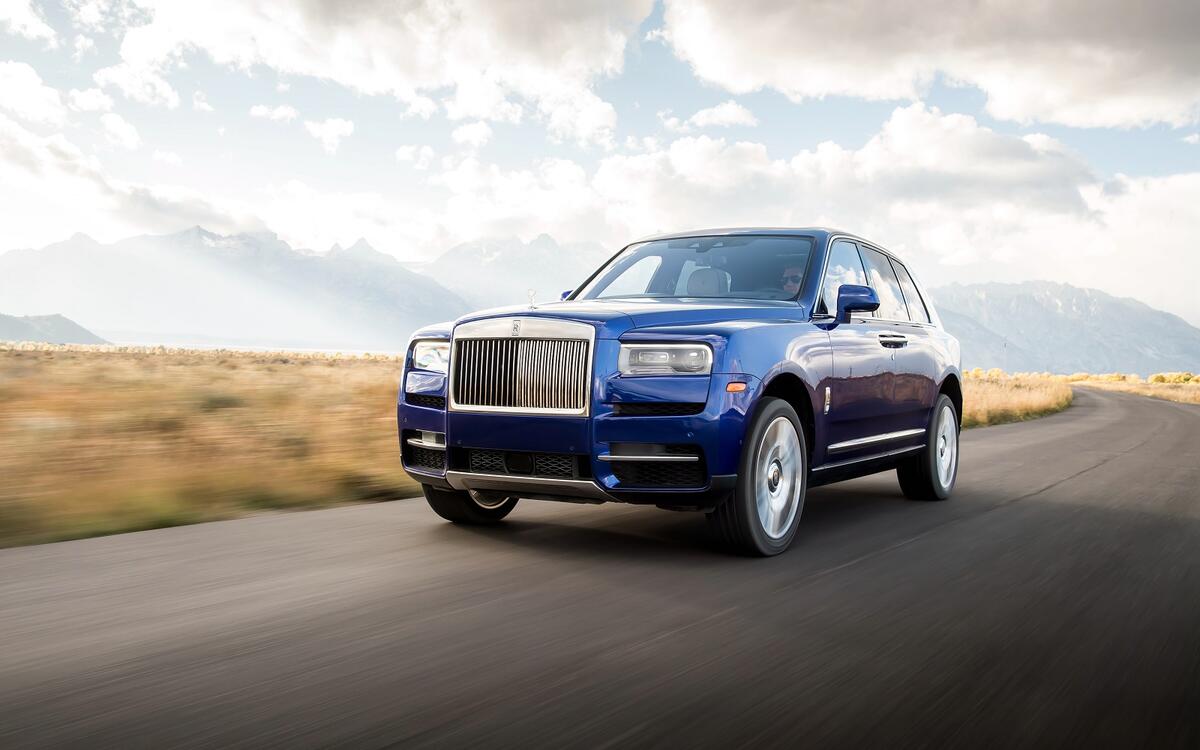 Rolls-Royce’s perceived immunity to SUV fever (2013) Rolls-Royce’s perceived immunity to SUV fever (2013)