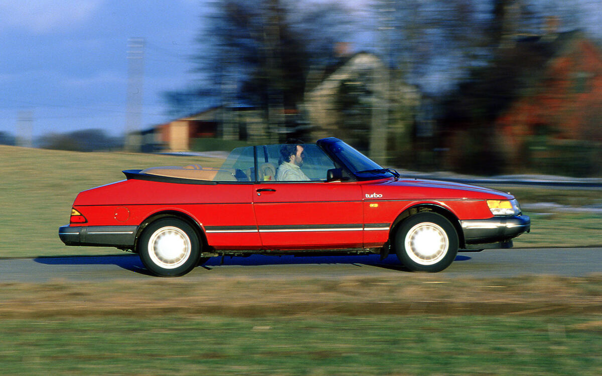 Saab 900 Turbo Convertible