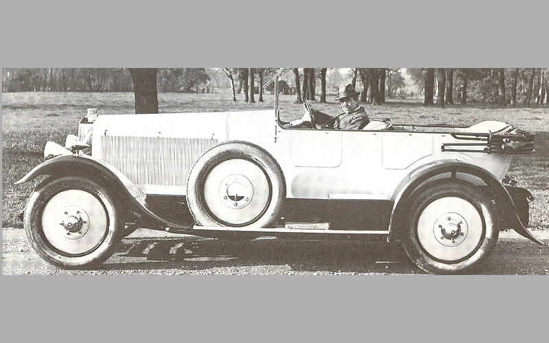 SERVO/BOOSTER-ASSISTED BRAKES: Leyland Eight (1920)