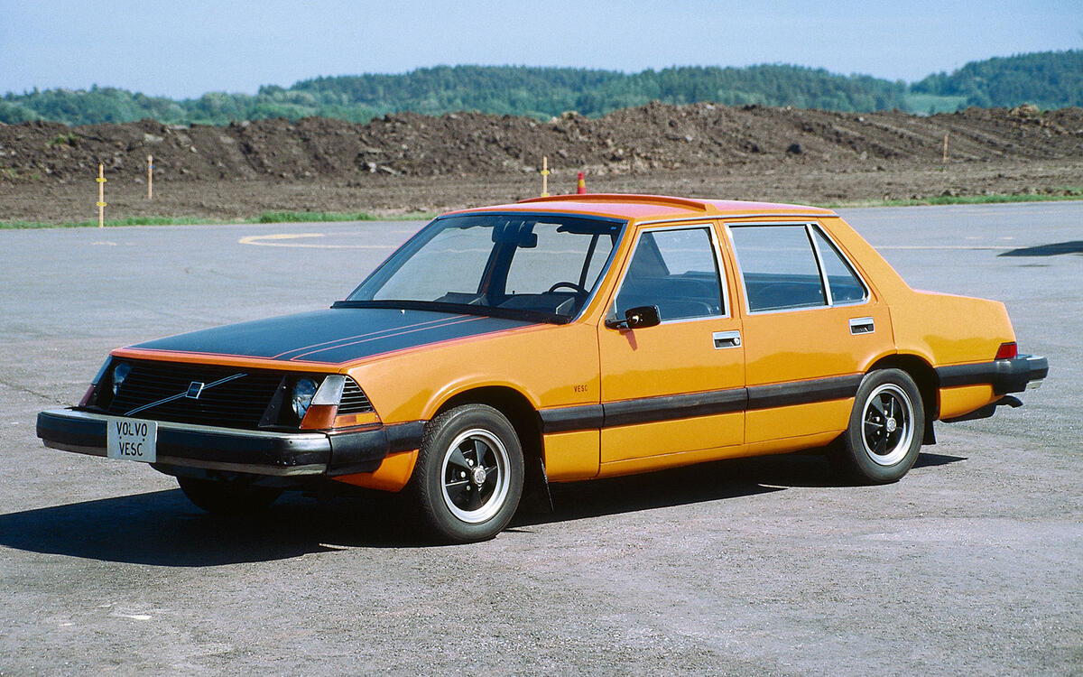 VESC (1972) VESC (1972)