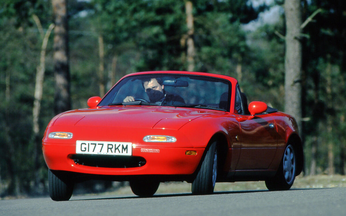Enter the MX-5 Reliant Scimitar SS1