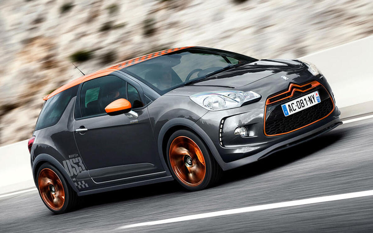 Citroen DS 3 Racing (£8000-£11,000) Citroen DS 3 Racing (£8000-£11,000)