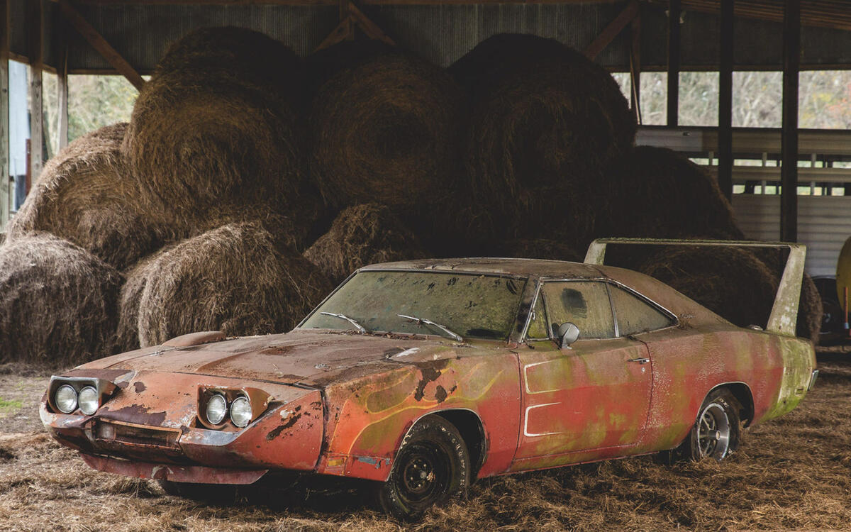 6. Dodge Charger Daytona in an Alabama barn 6. Dodge Charger Daytona in an Alabama barn
