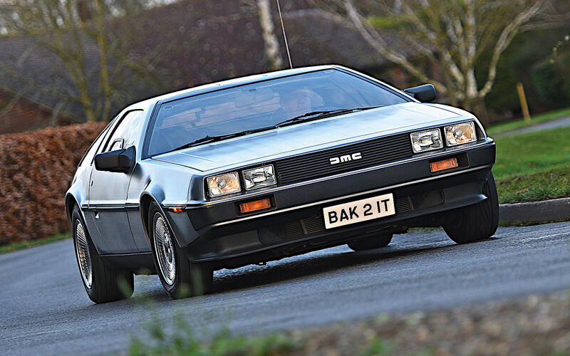 DeLorean DMC-12
