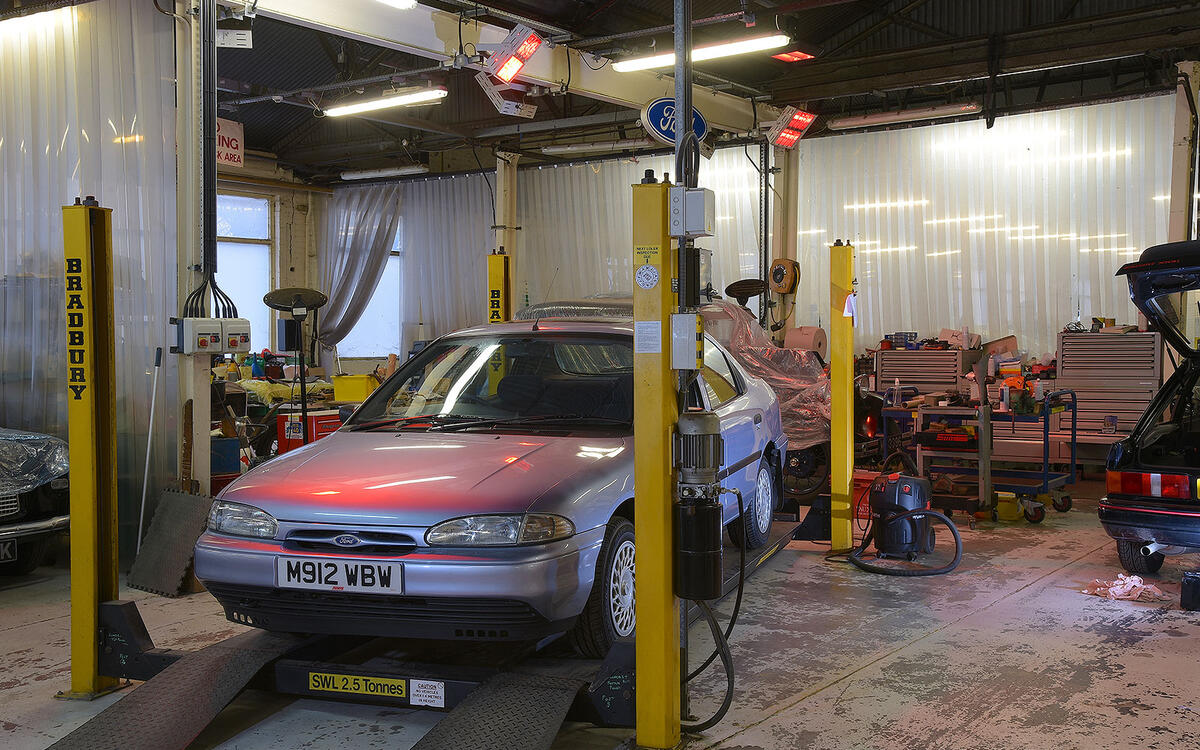 Ford Mondeo Mk1 (1993)