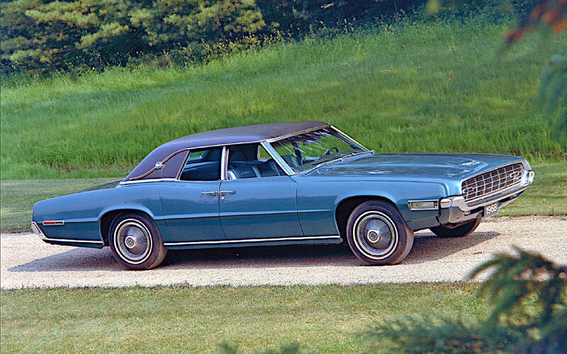 Ford Thunderbird (1967) Ford Thunderbird (1967)