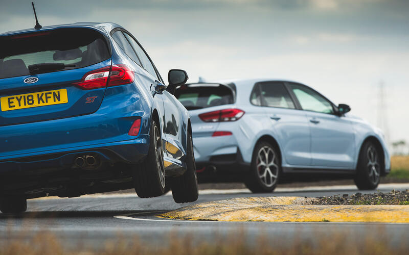 IMPROVE YOUR DRIVING, ESPECIALLY ON A CIRCUIT  IMPROVE YOUR DRIVING, ESPECIALLY ON A CIRCUIT