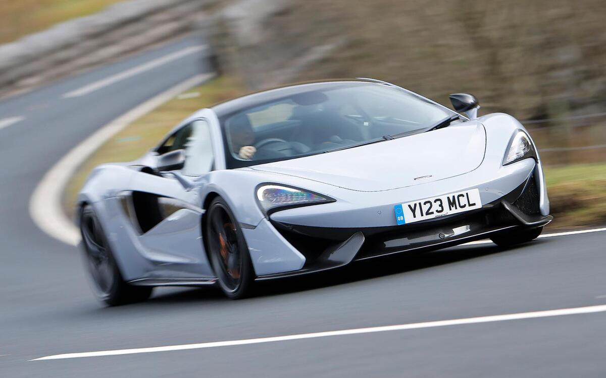 10: McLaren 570S