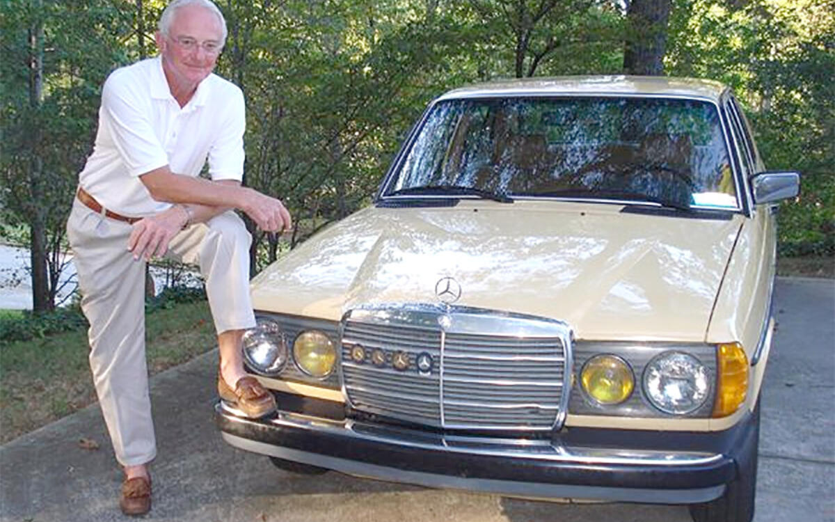 Mercedes-Benz 240D (1981) Mercedes-Benz 240D (1981)