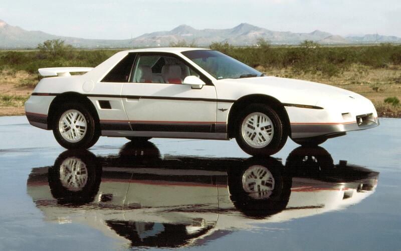 Pontiac: Fiero (1984)