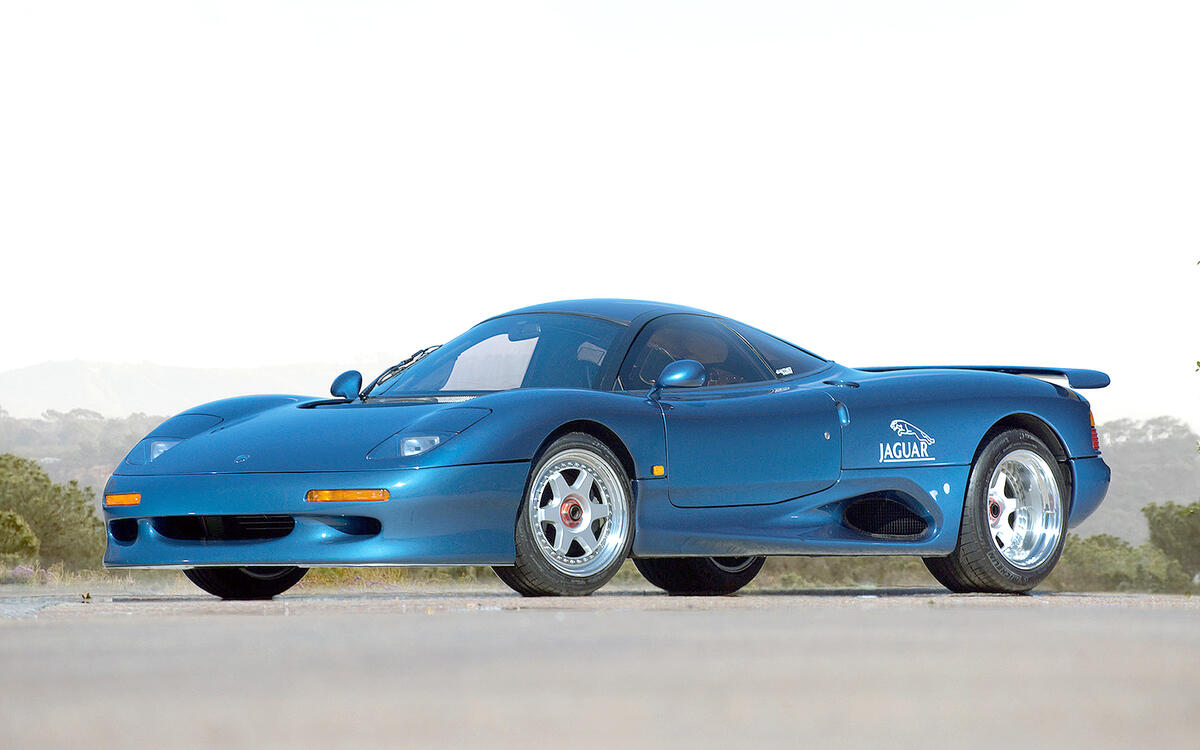 Jaguar XJR-15 (1990) Jaguar XJR-15 (1990)