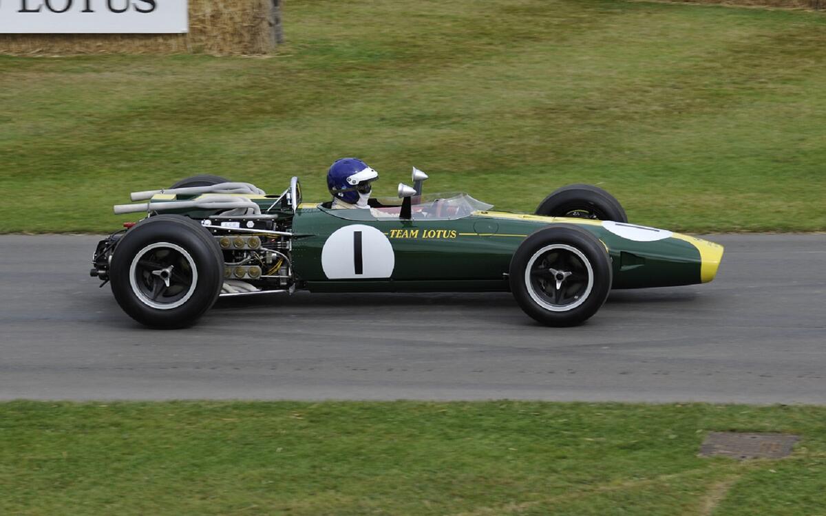 BRM H16 - First used: 1966 BRM H16 - First used: 1966