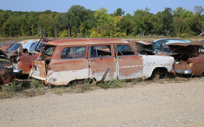 FORD COUNTRY SEDAN - 1952 FORD COUNTRY SEDAN - 1952