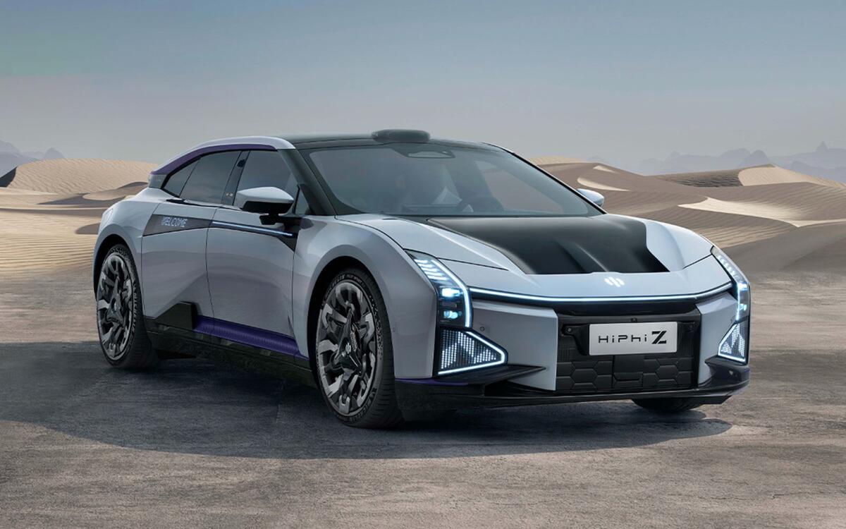 HiPhi Z and Y HiPhi Z and Y