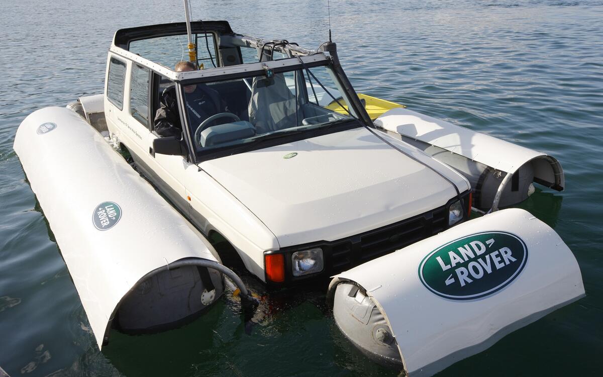 Capable over land – and through the water (1990) Capable over land – and through the water (1990)
